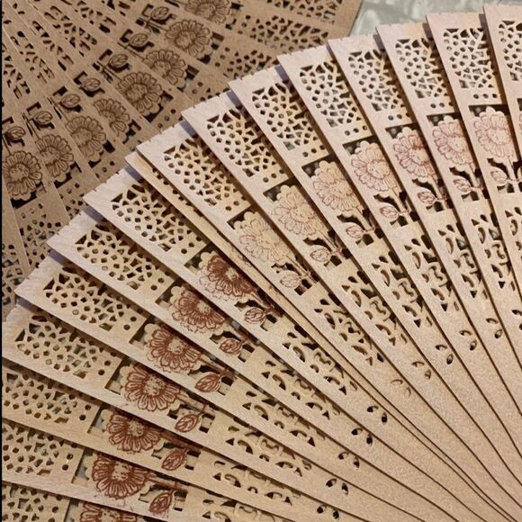 ✨HP✨FORSUN Sandalwood Fan✨  - Picture 3 of 5